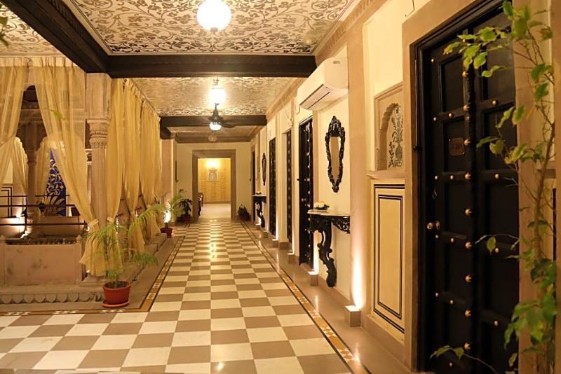 Brijrama Palace, Varanasi - By The Ganges Екстер'єр фото