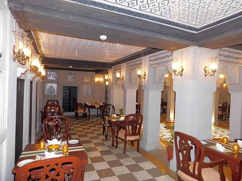Brijrama Palace, Varanasi - By The Ganges Екстер'єр фото