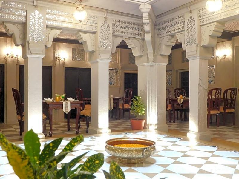 Brijrama Palace, Varanasi - By The Ganges Екстер'єр фото